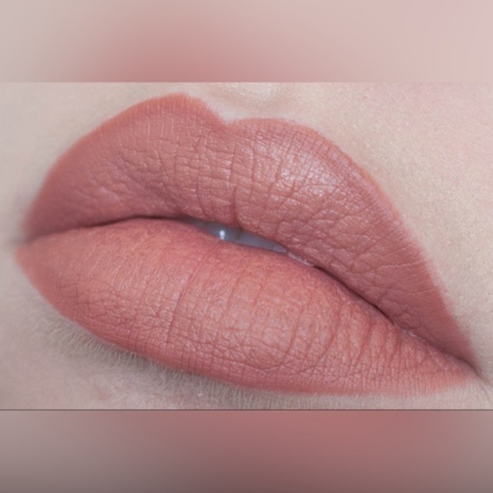 M.A.C Matte Lipstick-Honeylove